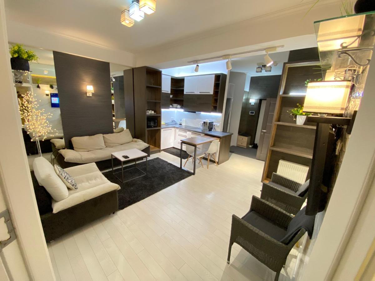 New Double Room Luxury Apartment In The Center Chisinau Bagian luar foto