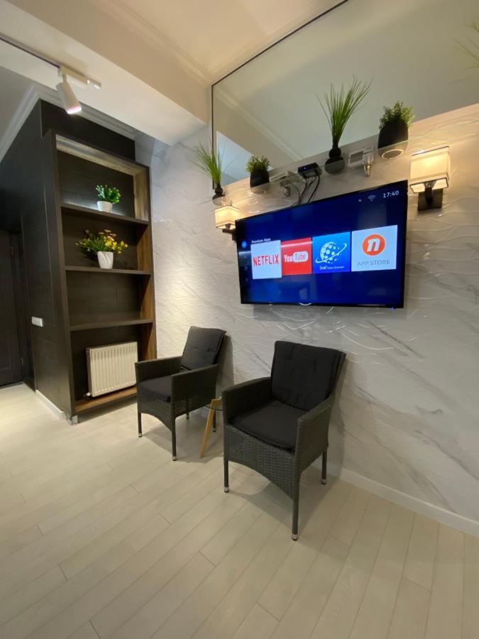 New Double Room Luxury Apartment In The Center Chisinau Bagian luar foto