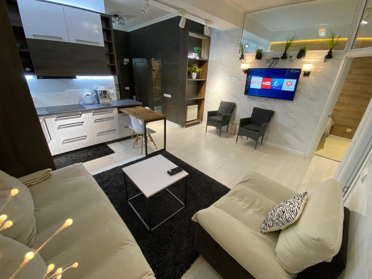 New Double Room Luxury Apartment In The Center Chisinau Bagian luar foto
