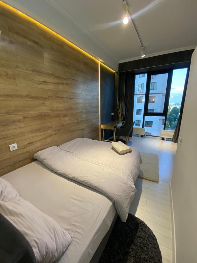 New Double Room Luxury Apartment In The Center Chisinau Bagian luar foto