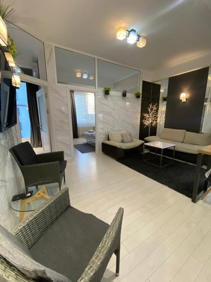 New Double Room Luxury Apartment In The Center Chisinau Bagian luar foto
