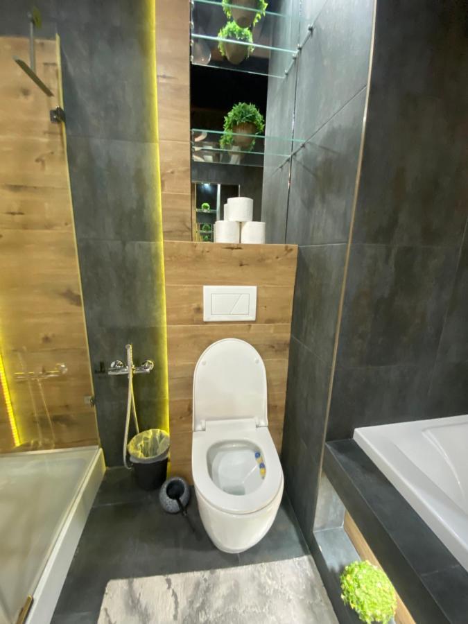 New Double Room Luxury Apartment In The Center Chisinau Bagian luar foto